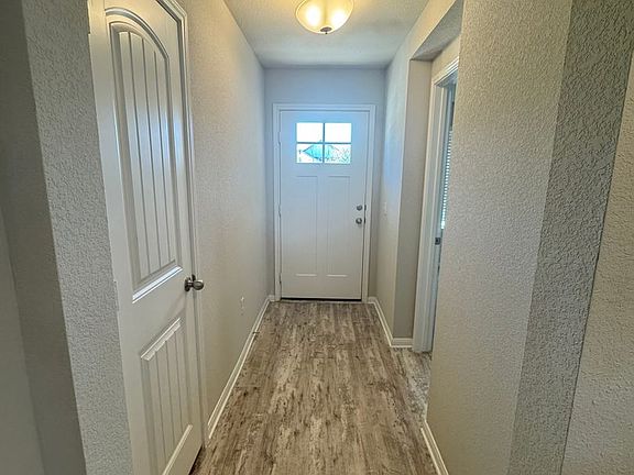 2nd image of 413 Lewisville Ln
