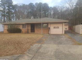 6716 Juniper Rd, Little Rock, AR 72209