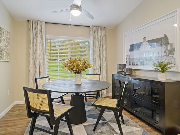 Bonus Space to Use as a Den, Dining Room or Hobby Area