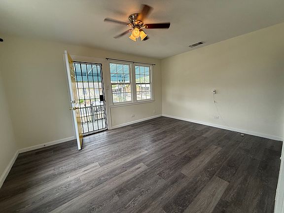 3rd image of 3103 Neptune St