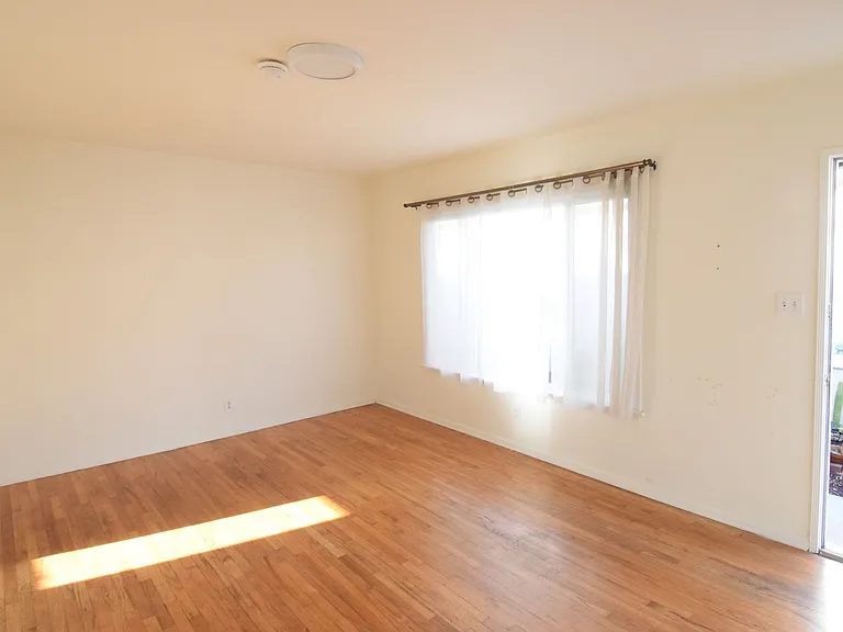 1132-1136 Pico Blvd — Photo 2