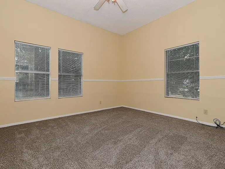 418 FM 513 S — Photo 15