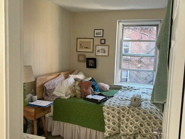 29 Clark St #4 — Photo 11