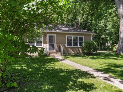 100 Mound Ave, Tonka Bay, MN, 55331
