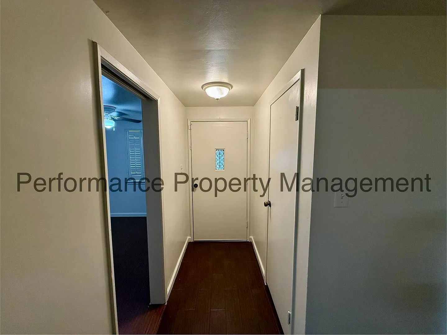 Cute 4 Bed/2 Bath SE Bakersfield Home w/ Bonus Room, RBP & Deposit Alternative Option — Photo 3