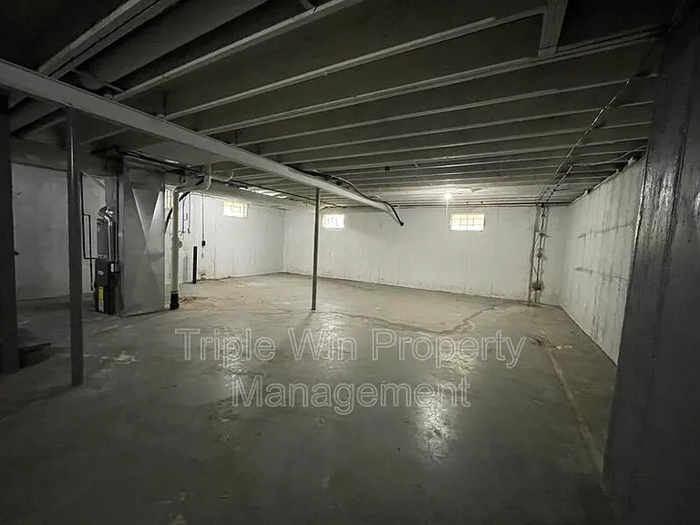 1725 Orletto Way — Photo 41
