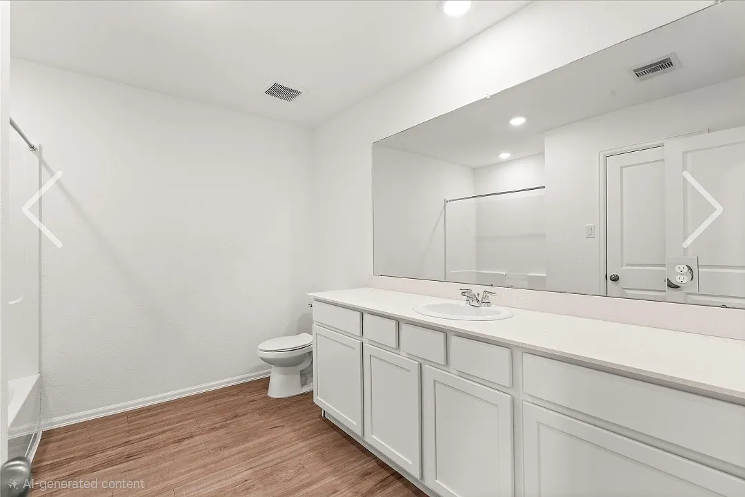 4 bed, 2.5 bath, 1853 sqft, $2,000 — Photo 1