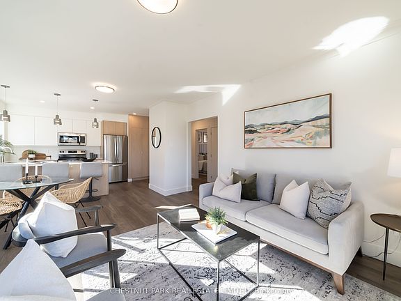 2nd image of 1492 Avenue Rd #2