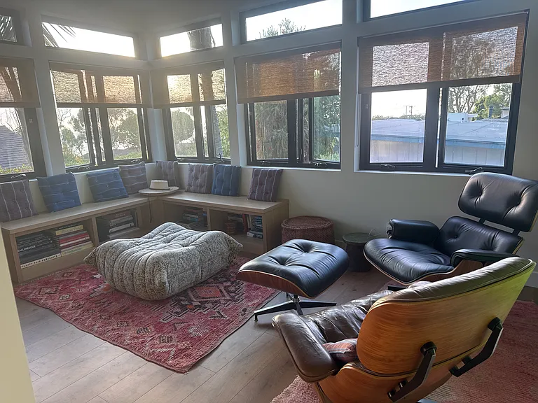300 Radcliffe Ct — Photo 40