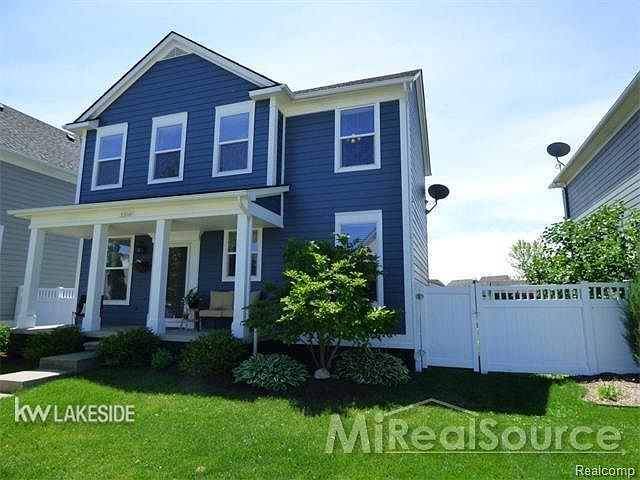 1st image of 32040 W Cranston St