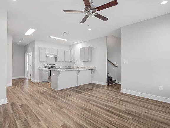 Living room/Kitchen, open floor plan