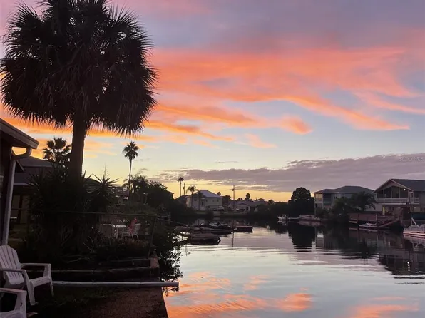 4011 Centavo Ct, Hernando Beach, FL 34607