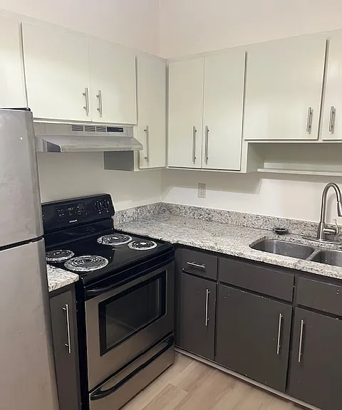 2 Percy St #M — Photo 11
