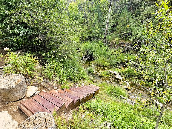 2nd image of 26 Birch Creek Rd