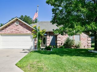 3707 Country Ln, Granbury, TX 76048