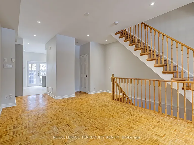 244 George St — Photo 15