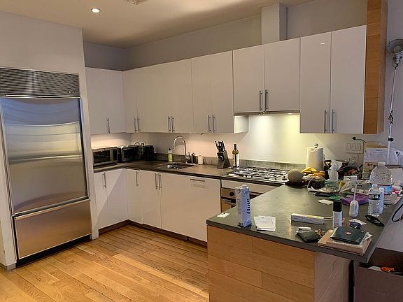4th image of 151 Hudson St APT 4E