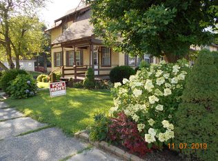1153 29th St #8, Moline, IL 61265