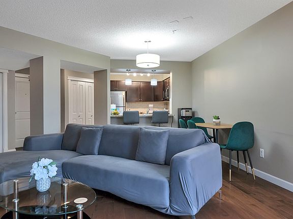 4th image of 3715 Whitelaw Ln NW #101