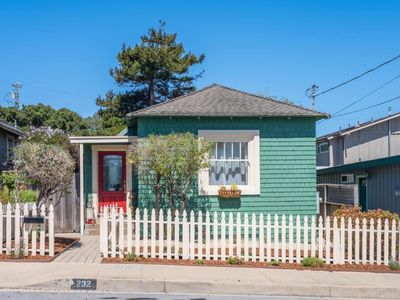 232 Congress Ave, Pacific Grove, CA, 93950