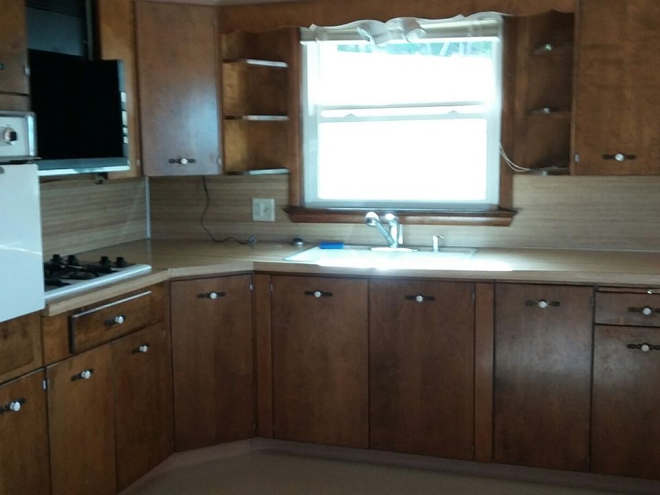 2nd image of 1439 Briertown Rd