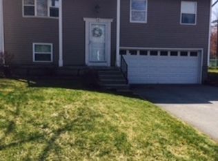4 Coachman Dr, Ballston Spa, NY 12020