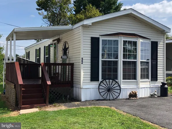 32 Keystone Rd, Reading, PA 19606