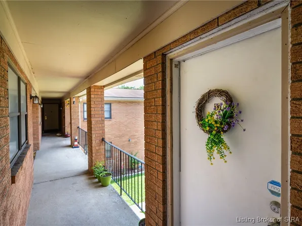 225 Ettels Lane #37, Clarksville, IN 47129