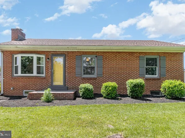 801 Spruce St, Middletown, PA 17057