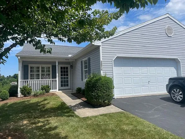 3074 Lakefield Rd, York, PA 17402