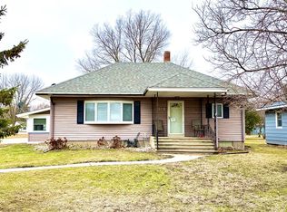 818 Agnes Ave, Callender, IA 50523