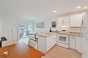129 Eucalyptus Ct — Photo 2