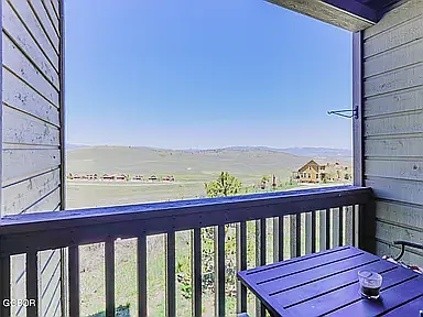 2 bed, 763 sqft, $2,350 — Photo 2
