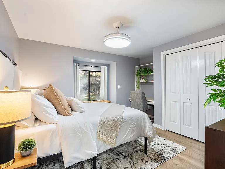 1634 NE Terrace Dr — Photo 23