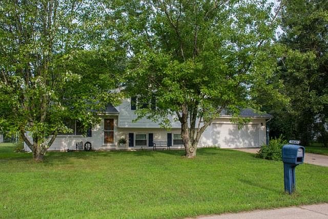 1st image of 54643 Country Manor Pl