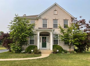 1464 Walnut Dr, Dundee, IL 60118