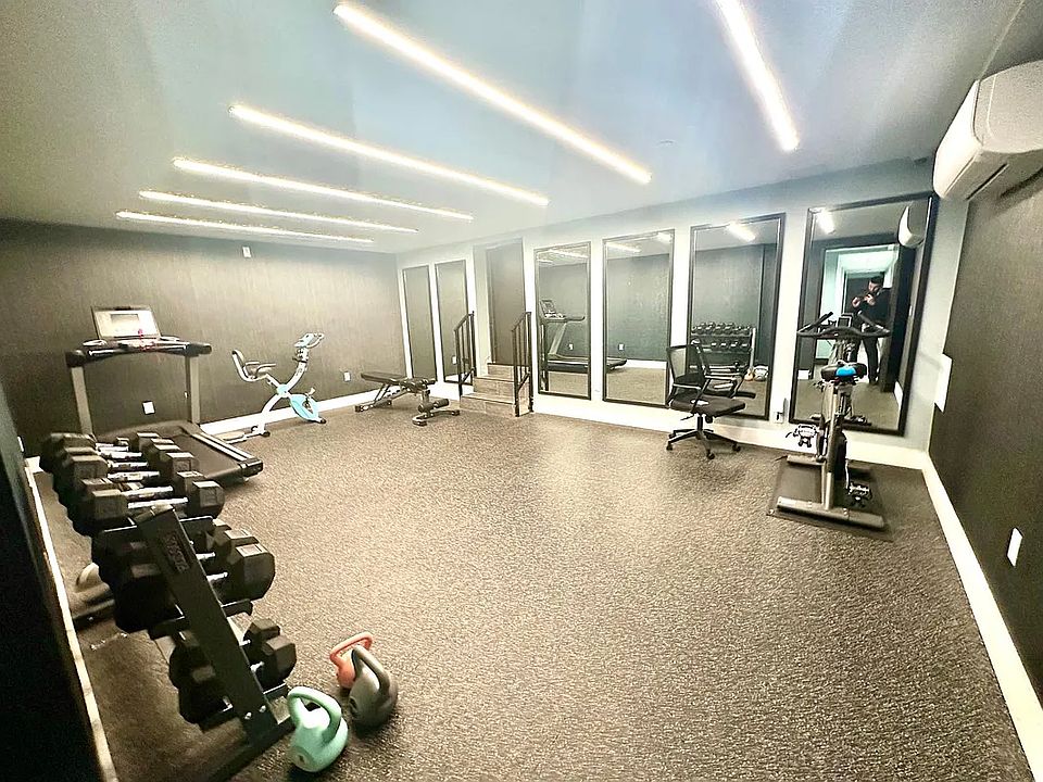 2nd image of 1499 Broadway #4B