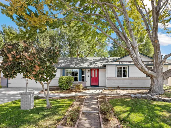 1952 NW 11th Ave, Meridian, ID 83646