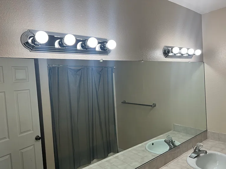 14985 Genesee Rd — Photo 35