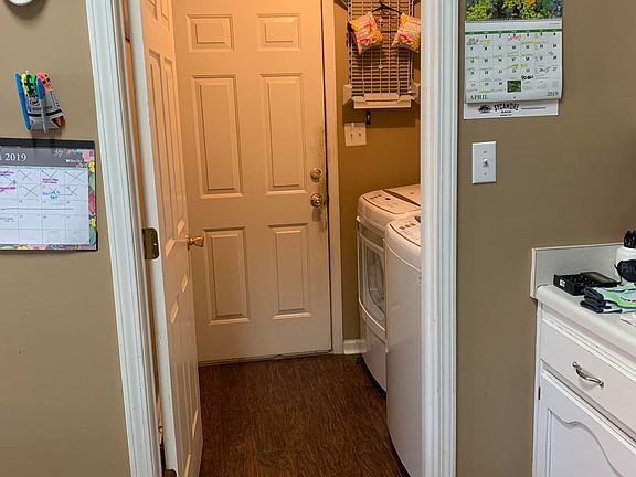 5th image of 178 Orange Dr