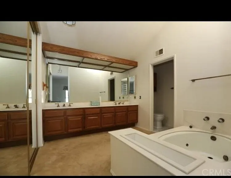 16272 Typhoon Ln — Photo 11