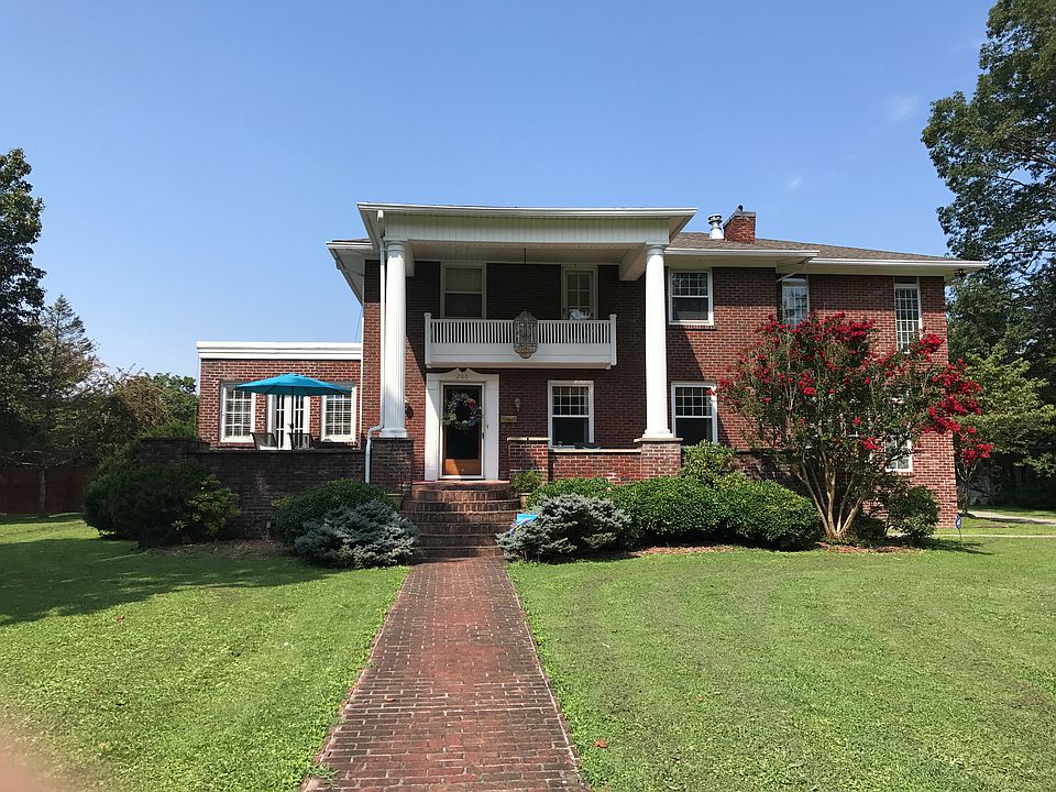 Large corner lot