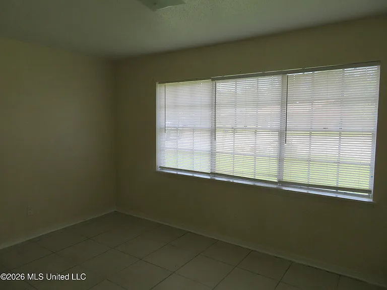 356 Springdale Cir — Photo 12