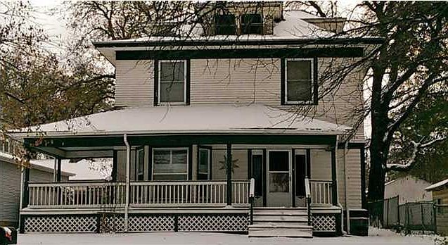 2nd image of 408 W Lincoln Ave