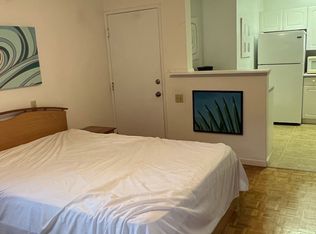 3303 Alani Dr, Honolulu, HI 96822