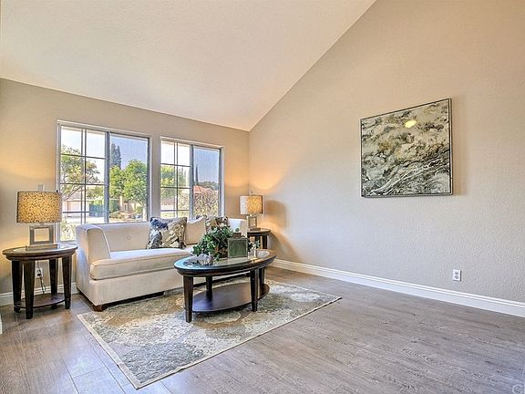 4th image of 21000 Parkridge Dr