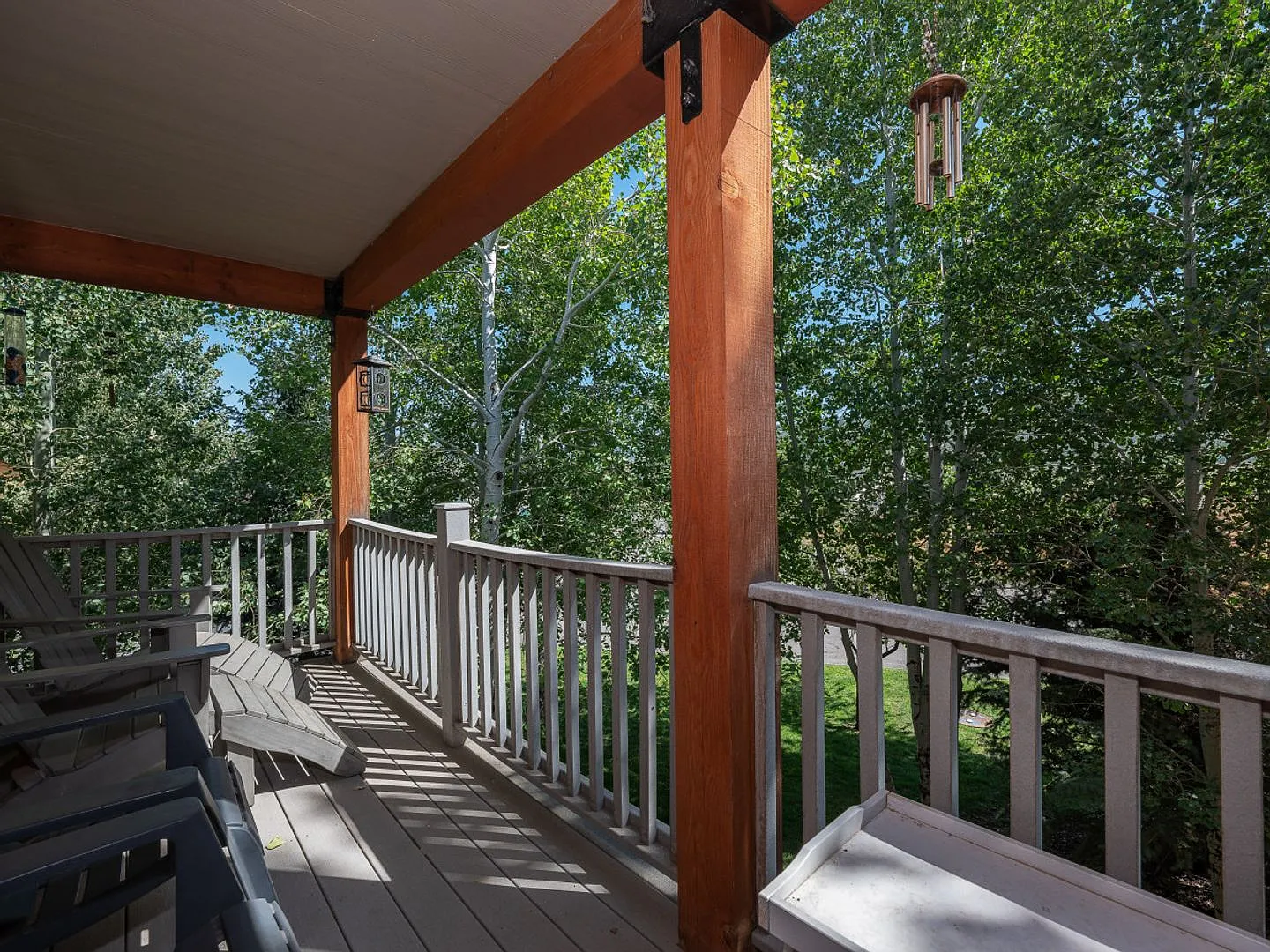 Victor Winter Seasonal Rental - Flexible lease terms — Photo 2
