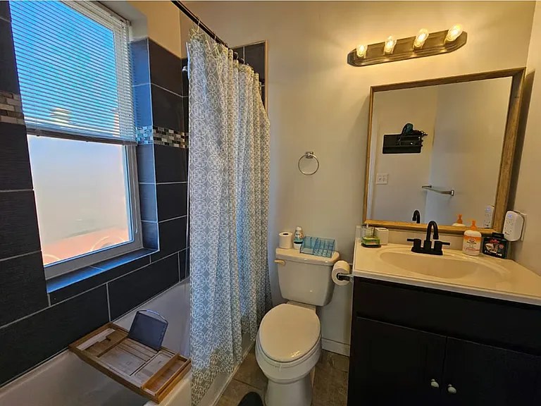 2517 Saint Paul St #3 — Photo 6