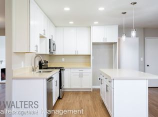 1432 Rincon Villa Dr, Escondido, CA 92027