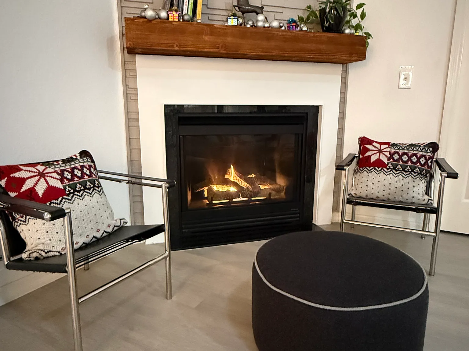 3 bed, 1758 sqft, $2,300 — Photo 2